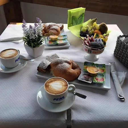 Bed & Breakfast Rondinelle *